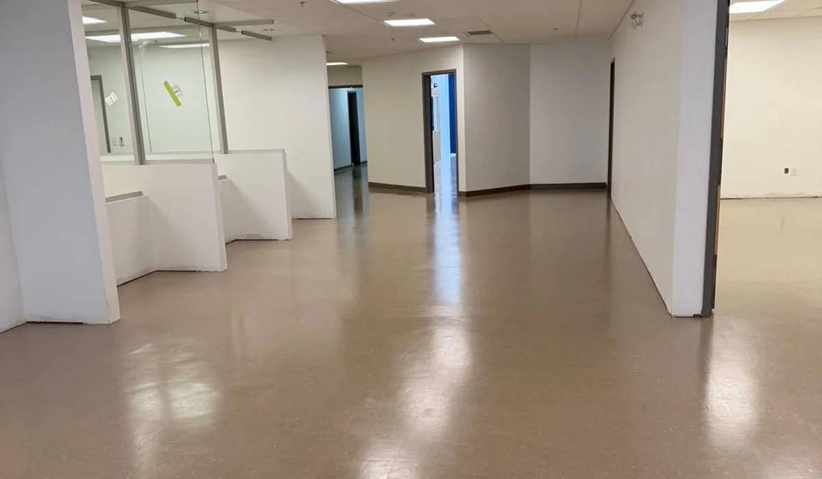 Floor Waxing & Sealing